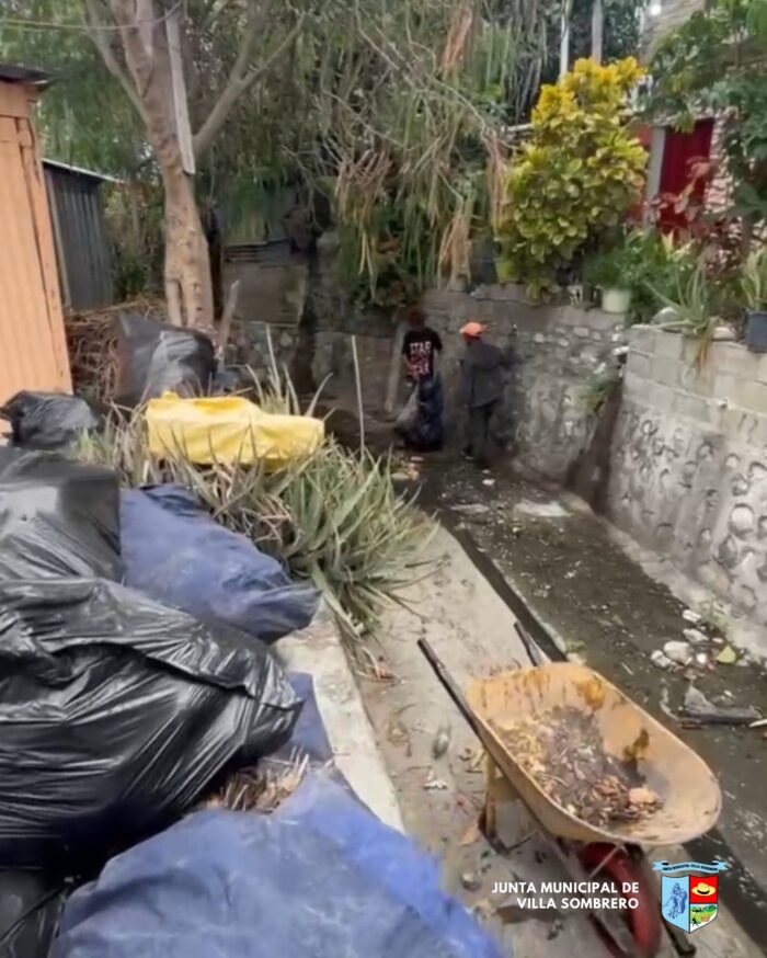 No hay ninguna descripción de la foto disponible.