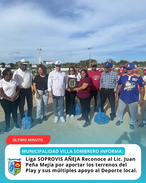 Liga SOPROVIS Añeja reconoce legado deportivo de Juan Peña Mejía en Villa Sombrero